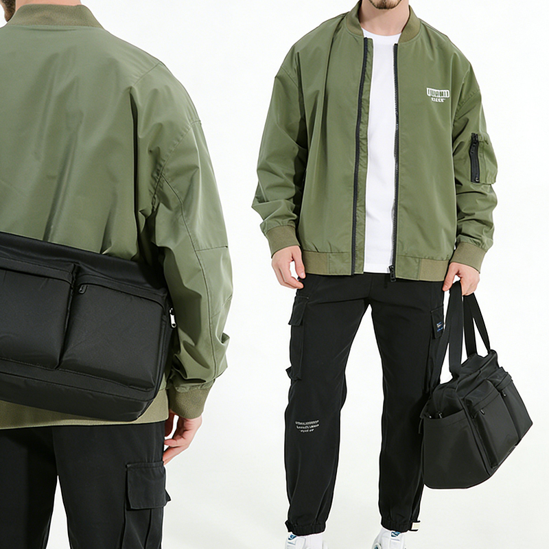 Nouveau Sac Bandoulière Léger  - Street Fashion Men 2025 avis et prix